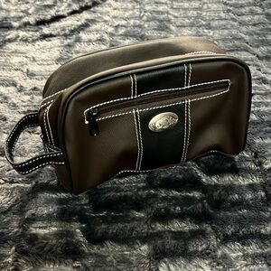 Arkansas Razorbacks Toiletry Bag - brown/black. Like new.
